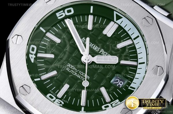 AP0612 - Royal Oak Diver - Image 5