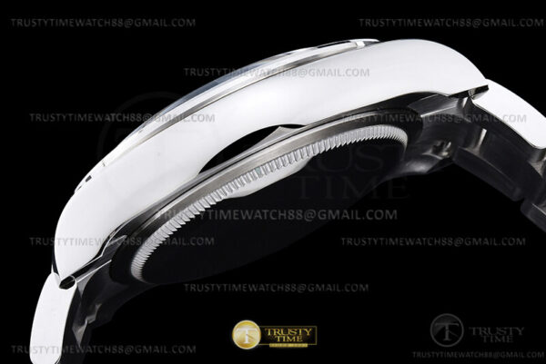 ROLDYT0479A - Daytona 126500 CER SS/SS White 904L QF V5 SH4131 - Image 14
